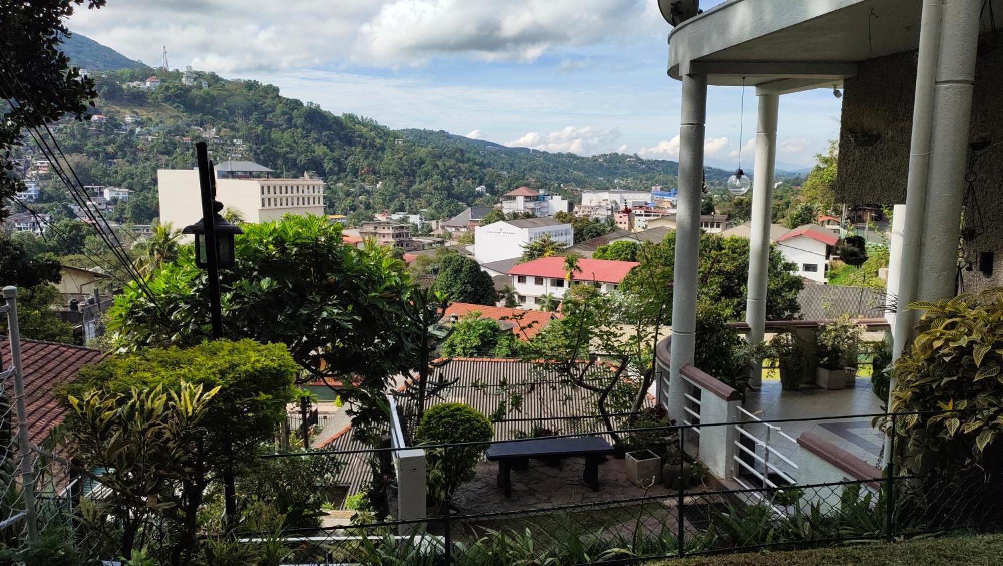 Marvel Hills Kandy Exterior photo